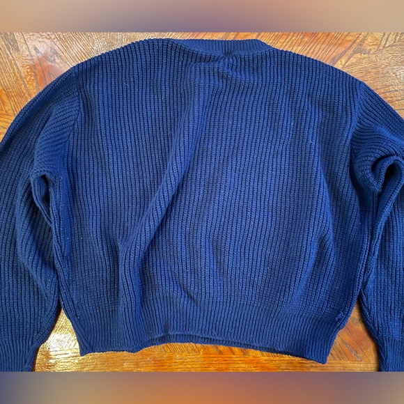 Blue Sweater - Picture 2 of 6